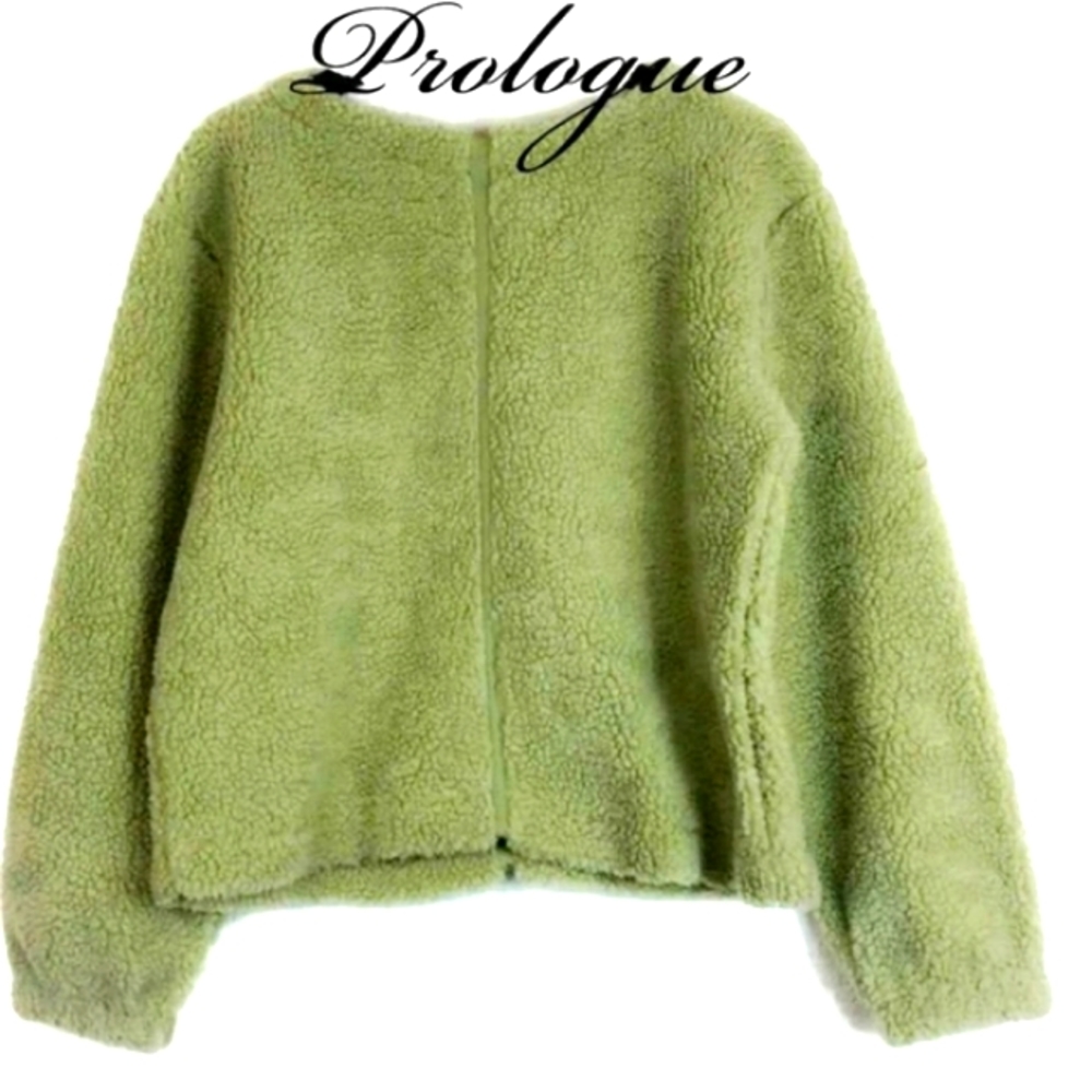 Prologue Women's Boxy Fit Sherpa Sweatshirt Sweater, Pale Green XS